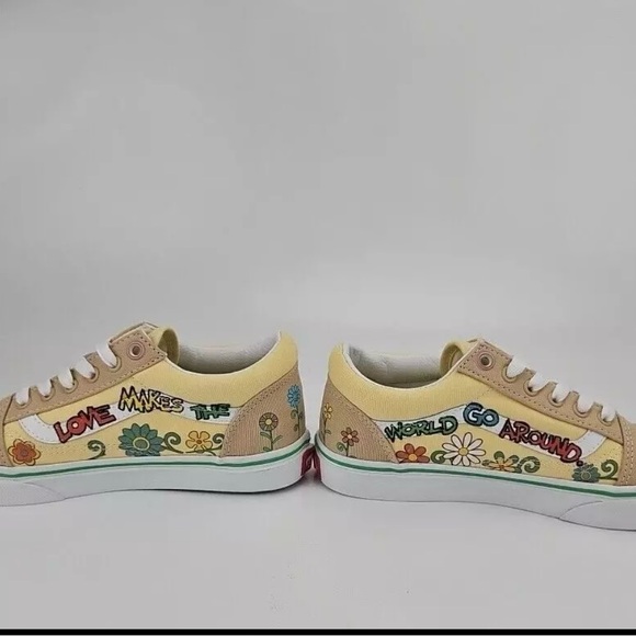 Limited Edition Vans Old Skool x Sesame Street Elmo Shoes Sz US 1.5Y - Picture 6 of 6
